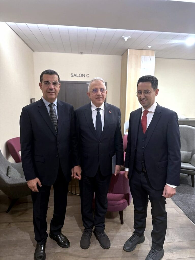المدير التجاري والفني لشنقيط فارما يبحث تعزيز الشراكات الصحية في جنيف